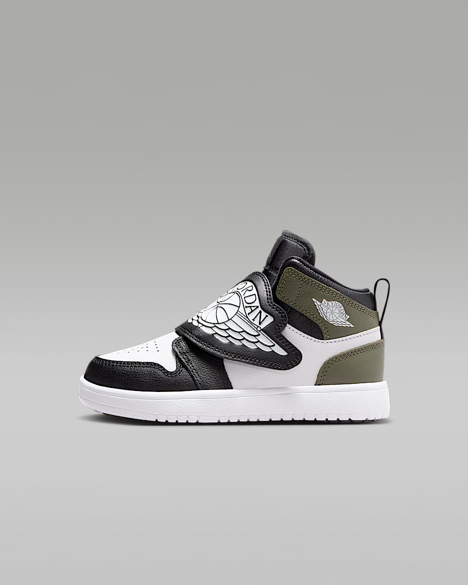【限定モデル】NIKE SKY JORDAN 1 スカイ ジョーダン NIKE公式】スカイ ジョーダン 1 キッズシューズ.オンライン